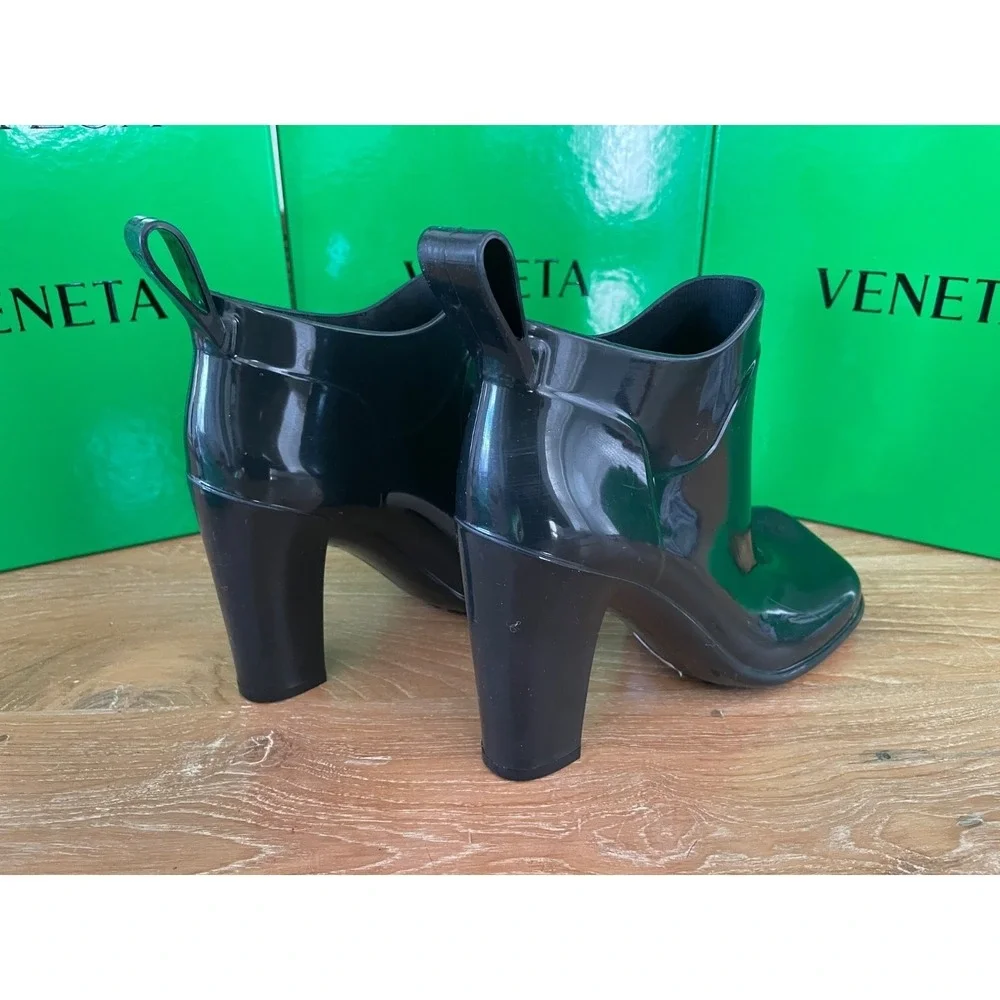 BOTTEGA‎ VENETA BLACK RUBBER 